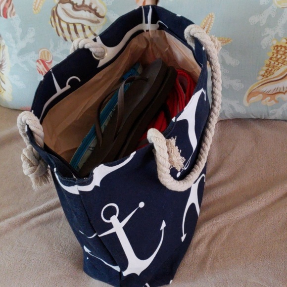 ⚓FLASH SALE Anchor Theme Tote⛵ - Picture 3 of 4